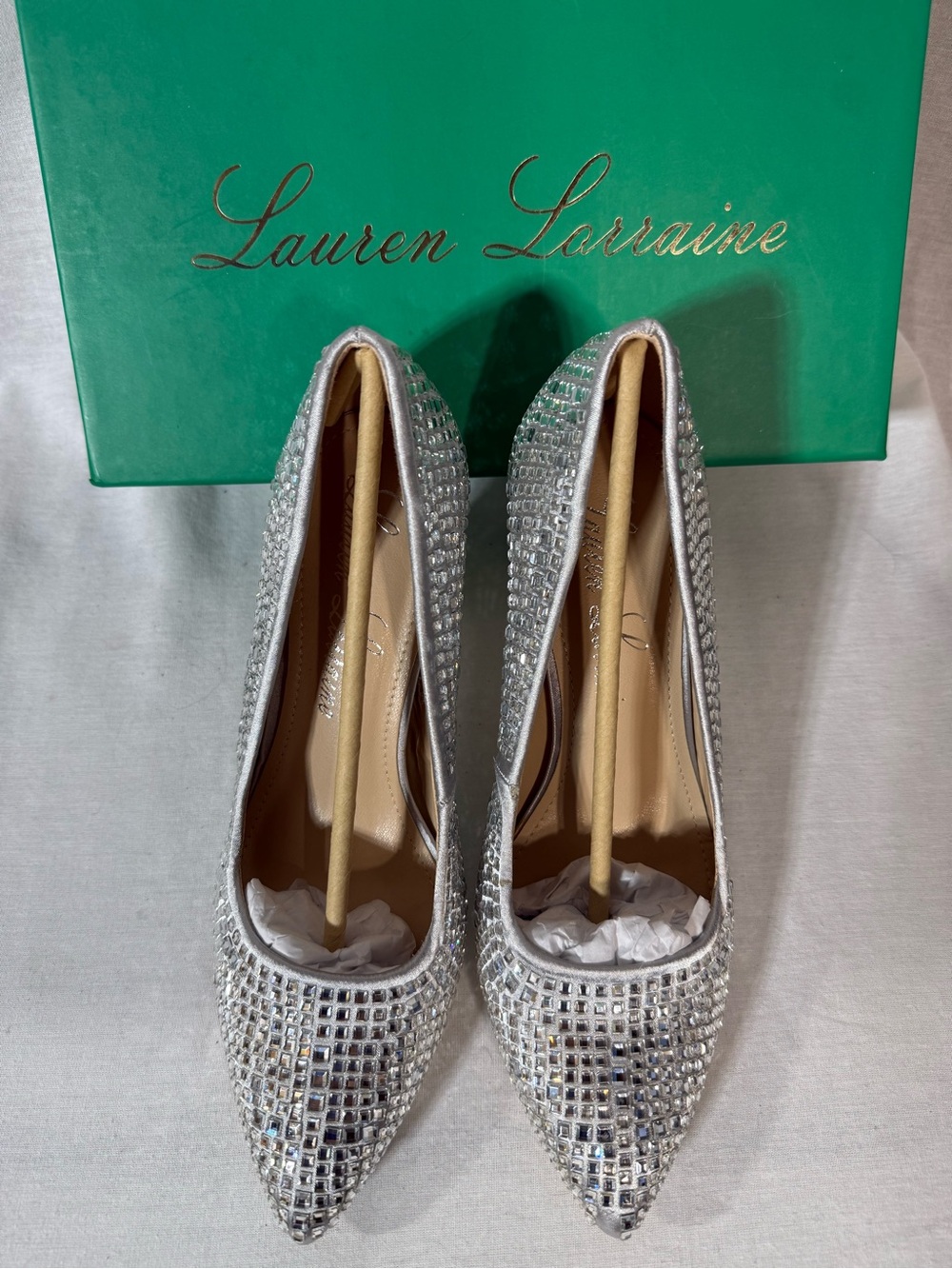 Lauren Lorraine Silver Crystal Embellished Pointed Pumps Size 8.5